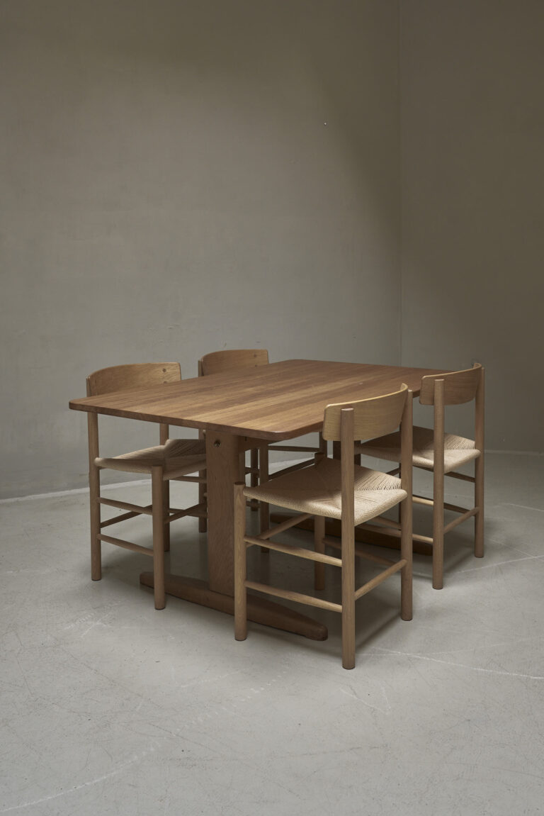 N004_Showroom144_borge-mogensen-shaker-chair-J39-fredericia_10