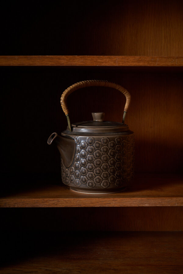 159_Showroom144_jens-quistgaard-tea-pot_11