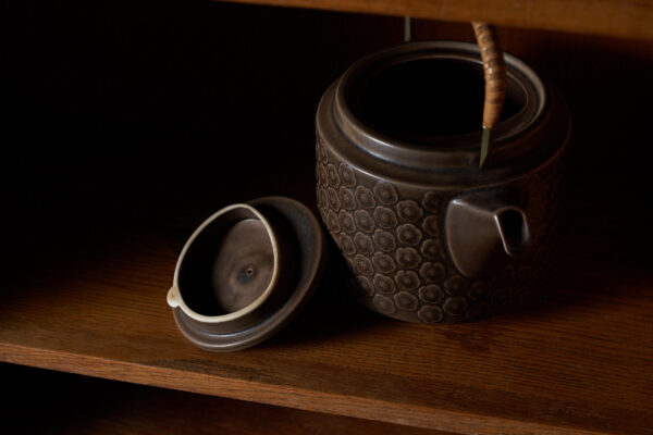 159_Showroom144_jens-quistgaard-tea-pot_13