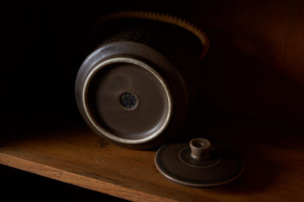 159_Showroom144_jens-quistgaard-tea-pot_15