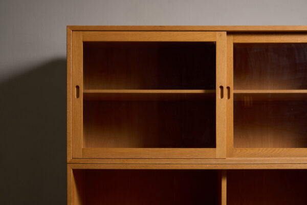 285_Showroom_144_borge-mogensen-cabinets_04