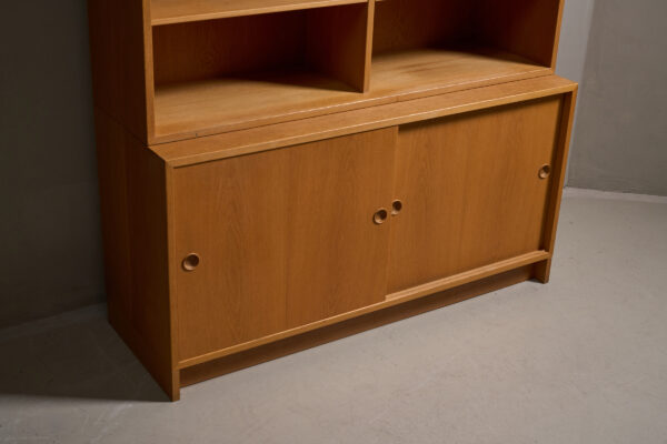 285_Showroom_144_borge-mogensen-cabinets_05